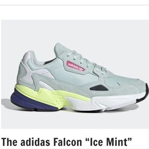 adidas Originals Women's Falcon Athletic Shoe - size 8